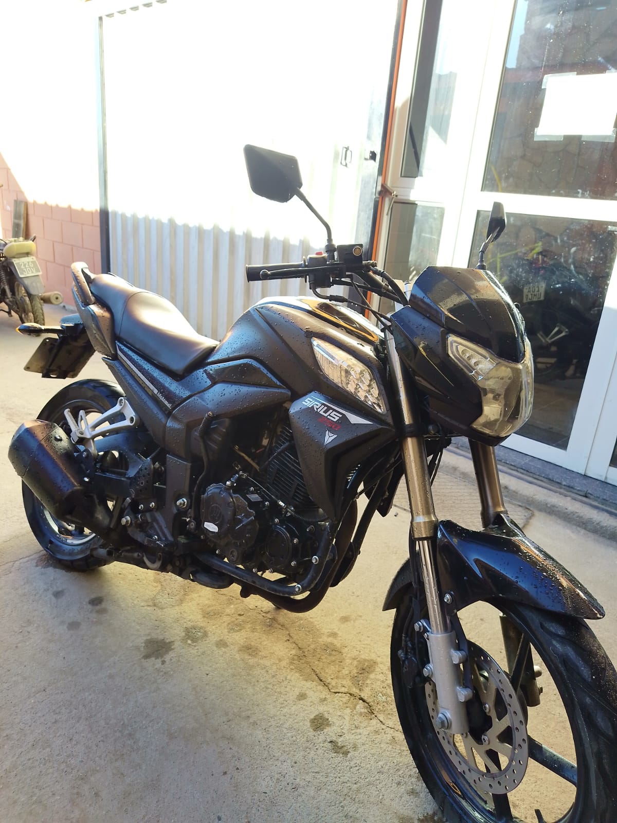 MOTOMEL  SIRIUS 250